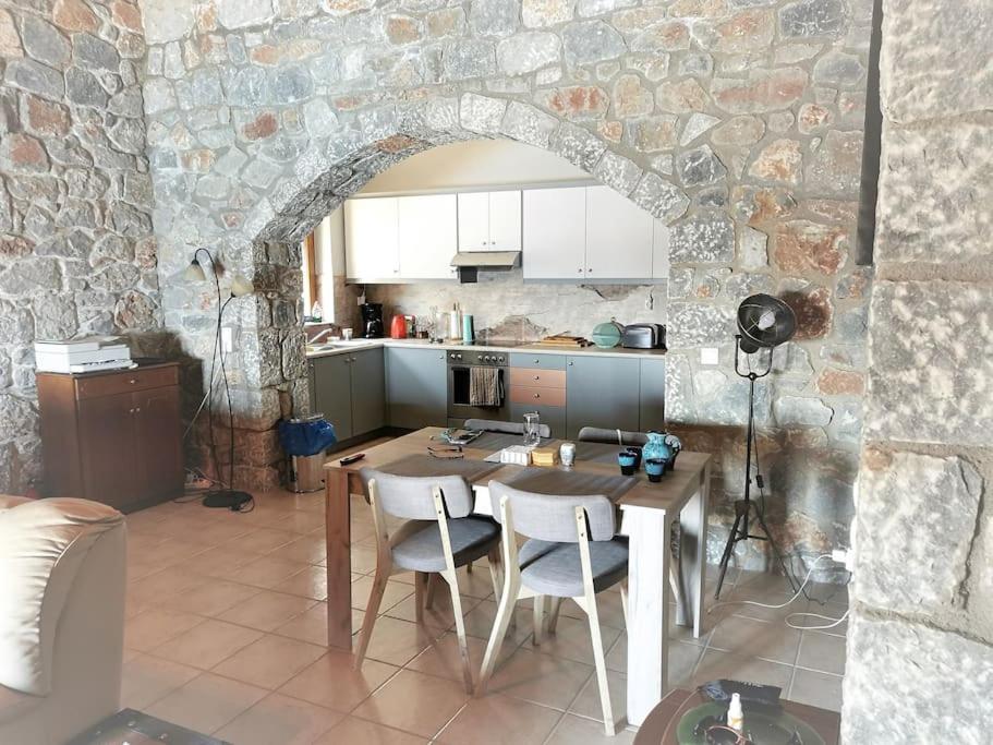 Villa Mavri Ruhige Private Pool Villa, Meerblick Agia Paraskevi  المظهر الخارجي الصورة