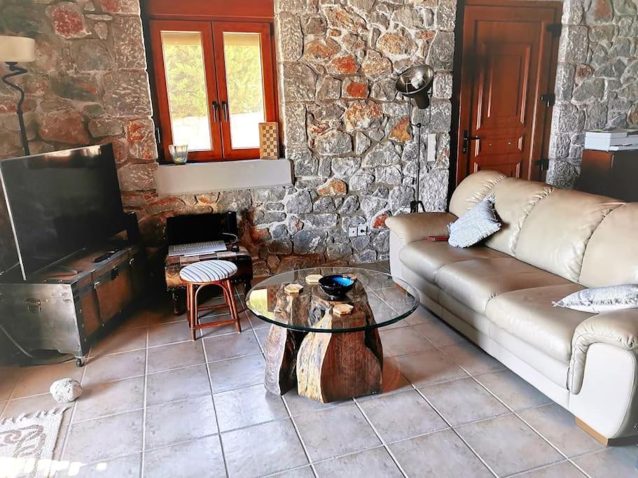 Villa Mavri Ruhige Private Pool Villa, Meerblick Agia Paraskevi  المظهر الخارجي الصورة